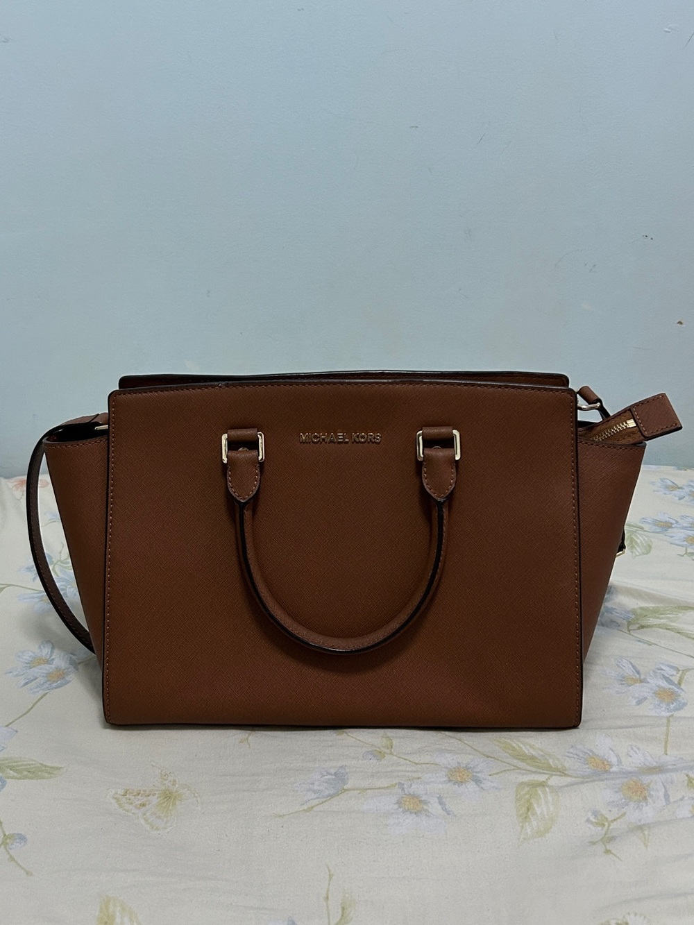 MICHAEL KORS Medium Brown Selma Satchel with Gold Hardware